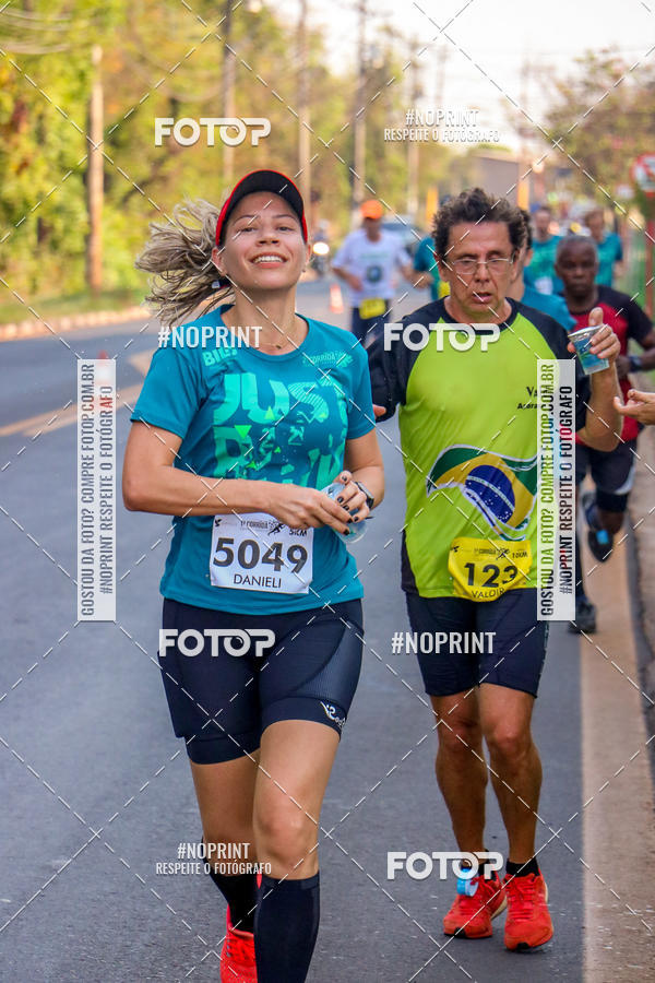 Achetez vos photos de l'vnement2 Corrida Shopping Jaragu sur Fotop