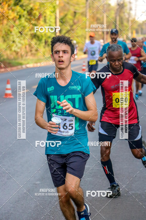 Achetez vos photos de l'vnement2 Corrida Shopping Jaragu sur Fotop