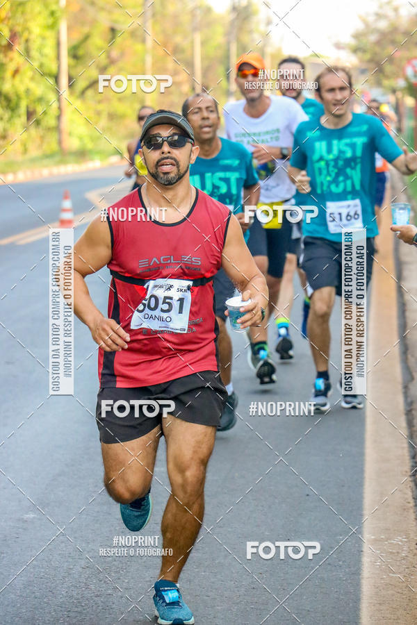 Achetez vos photos de l'vnement2 Corrida Shopping Jaragu sur Fotop