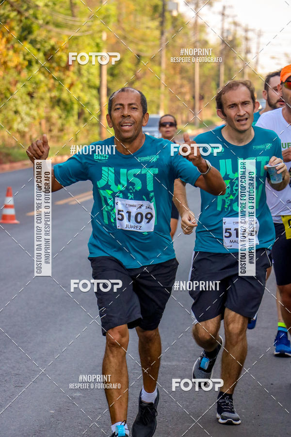 Achetez vos photos de l'vnement2 Corrida Shopping Jaragu sur Fotop