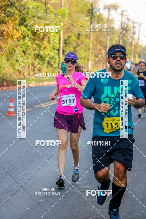 Achetez vos photos de l'vnement2 Corrida Shopping Jaragu sur Fotop