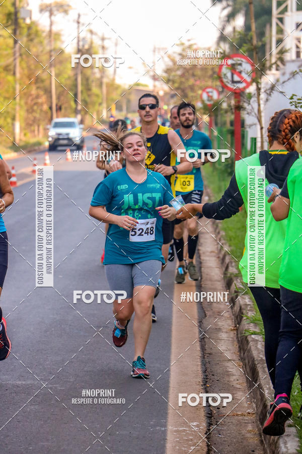Achetez vos photos de l'vnement2 Corrida Shopping Jaragu sur Fotop