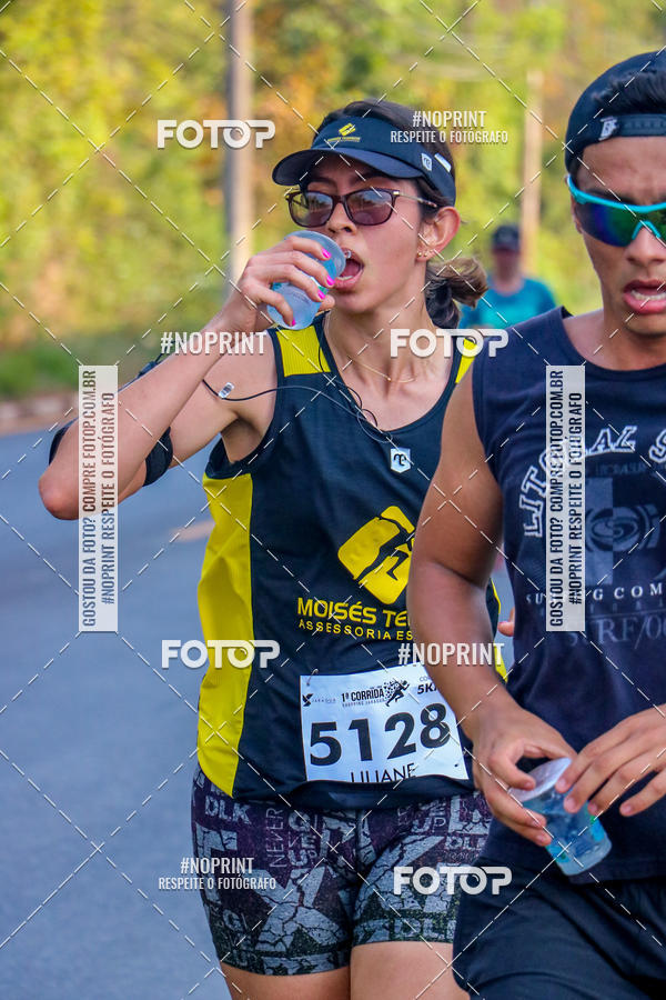 Achetez vos photos de l'vnement2 Corrida Shopping Jaragu sur Fotop