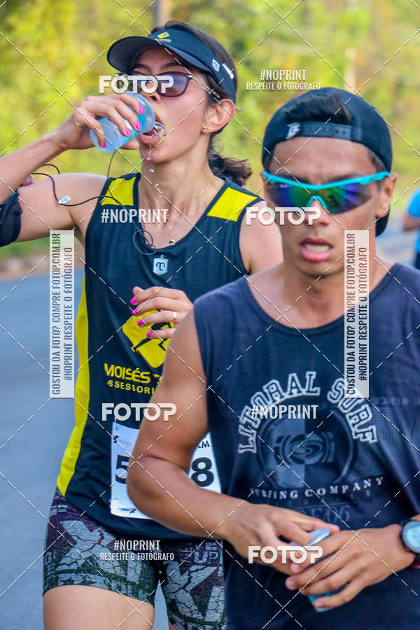 Achetez vos photos de l'vnement2 Corrida Shopping Jaragu sur Fotop