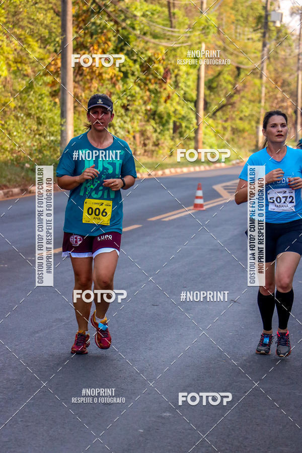 Achetez vos photos de l'vnement2 Corrida Shopping Jaragu sur Fotop