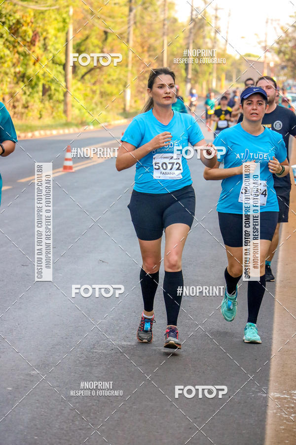 Achetez vos photos de l'vnement2 Corrida Shopping Jaragu sur Fotop
