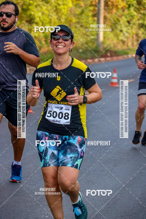 Achetez vos photos de l'vnement2 Corrida Shopping Jaragu sur Fotop