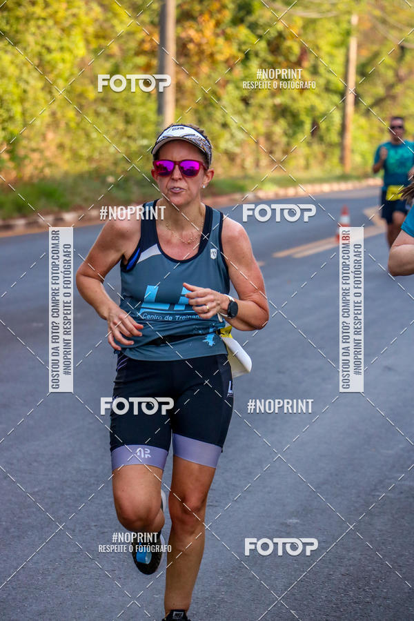 Achetez vos photos de l'vnement2 Corrida Shopping Jaragu sur Fotop