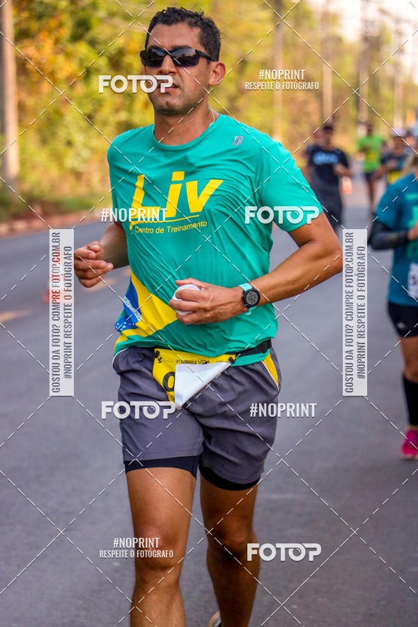 Achetez vos photos de l'vnement2 Corrida Shopping Jaragu sur Fotop