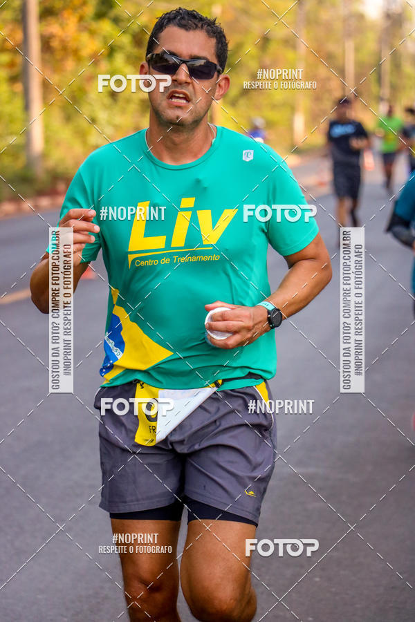 Achetez vos photos de l'vnement2 Corrida Shopping Jaragu sur Fotop