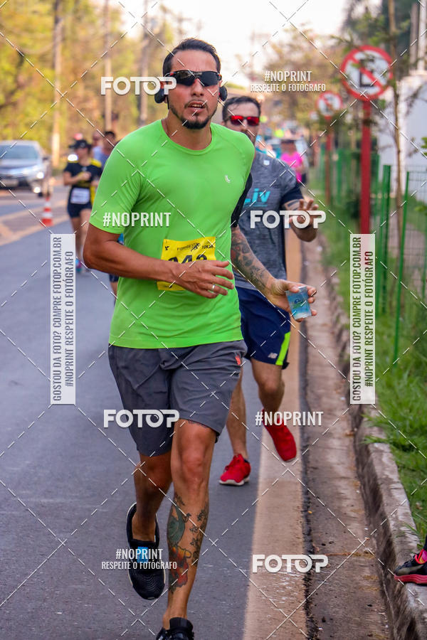 Achetez vos photos de l'vnement2 Corrida Shopping Jaragu sur Fotop