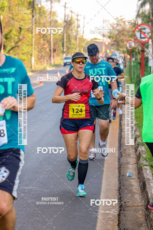 Achetez vos photos de l'vnement2 Corrida Shopping Jaragu sur Fotop