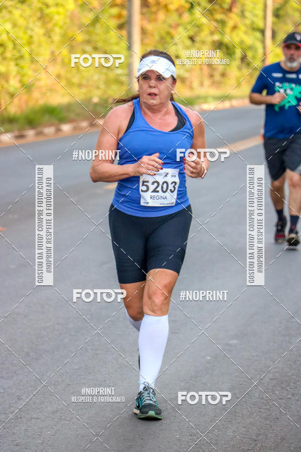 Achetez vos photos de l'vnement2 Corrida Shopping Jaragu sur Fotop