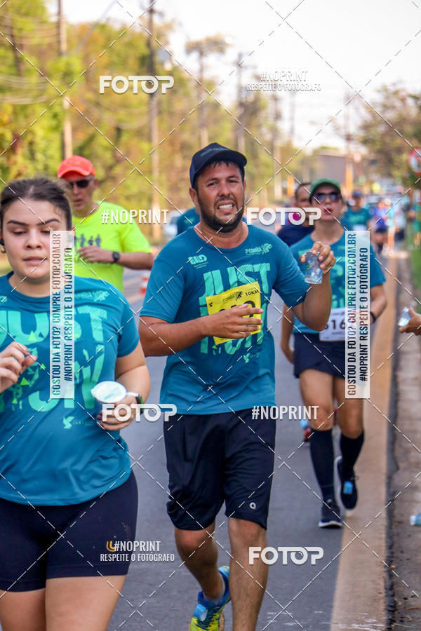 Achetez vos photos de l'vnement2 Corrida Shopping Jaragu sur Fotop