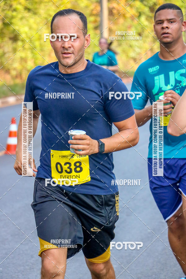 Achetez vos photos de l'vnement2 Corrida Shopping Jaragu sur Fotop