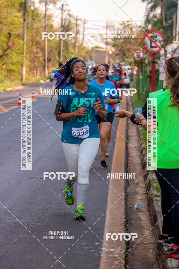 Achetez vos photos de l'vnement2 Corrida Shopping Jaragu sur Fotop