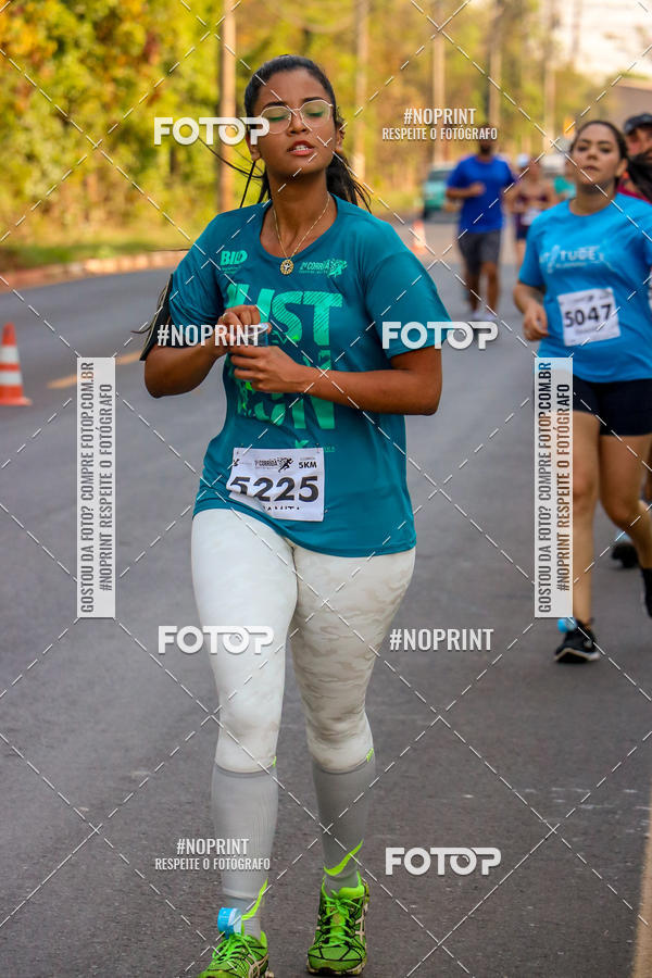 Achetez vos photos de l'vnement2 Corrida Shopping Jaragu sur Fotop