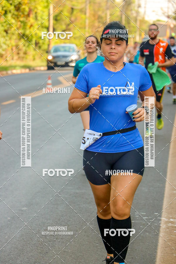 Achetez vos photos de l'vnement2 Corrida Shopping Jaragu sur Fotop