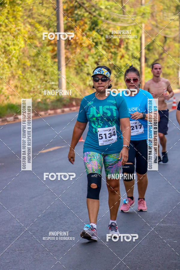 Achetez vos photos de l'vnement2 Corrida Shopping Jaragu sur Fotop