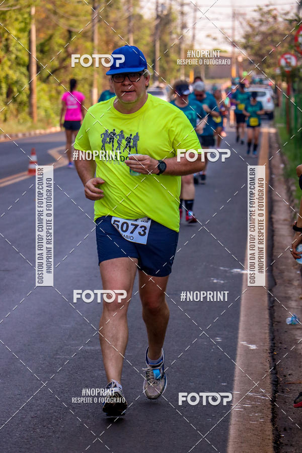 Achetez vos photos de l'vnement2 Corrida Shopping Jaragu sur Fotop