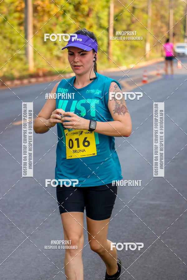 Achetez vos photos de l'vnement2 Corrida Shopping Jaragu sur Fotop