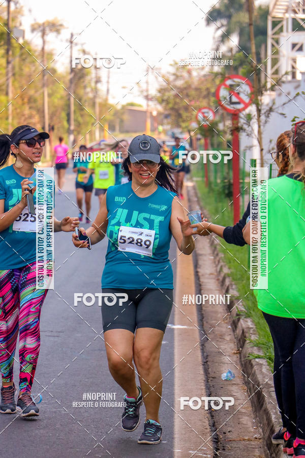 Achetez vos photos de l'vnement2 Corrida Shopping Jaragu sur Fotop