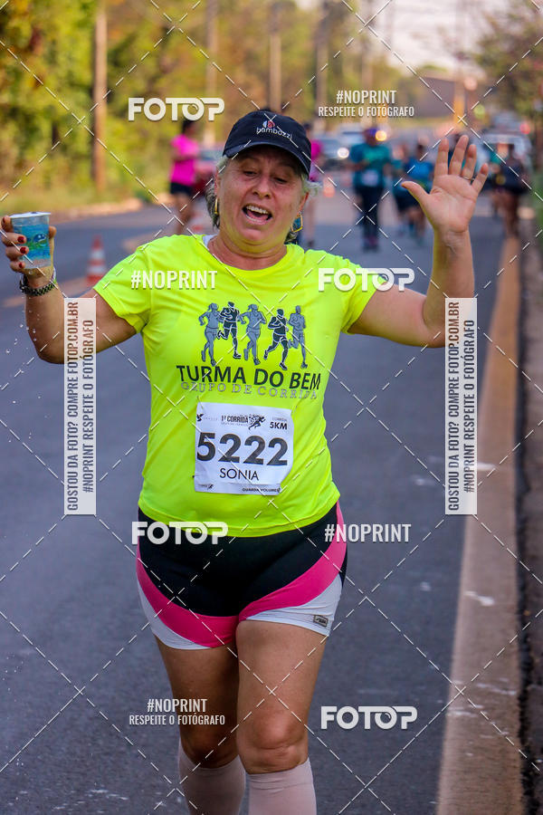 Achetez vos photos de l'vnement2 Corrida Shopping Jaragu sur Fotop