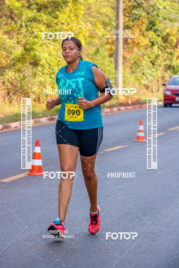 Achetez vos photos de l'vnement2 Corrida Shopping Jaragu sur Fotop