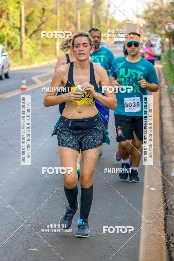 Achetez vos photos de l'vnement2 Corrida Shopping Jaragu sur Fotop