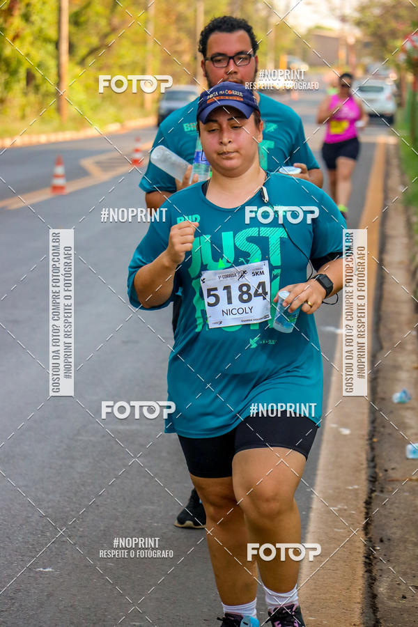 Achetez vos photos de l'vnement2 Corrida Shopping Jaragu sur Fotop