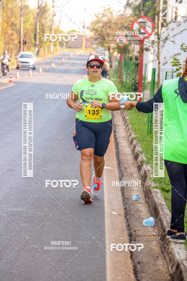 Achetez vos photos de l'vnement2 Corrida Shopping Jaragu sur Fotop