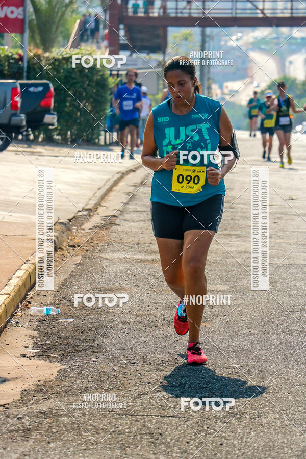 Achetez vos photos de l'vnement2 Corrida Shopping Jaragu sur Fotop