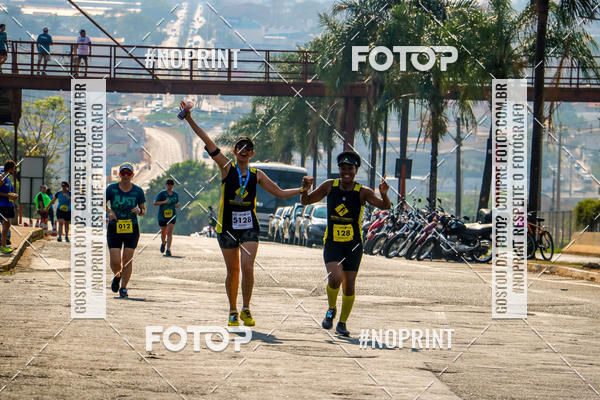 Achetez vos photos de l'vnement2 Corrida Shopping Jaragu sur Fotop