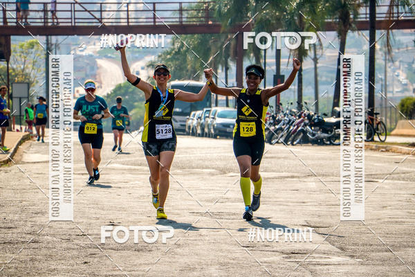 Achetez vos photos de l'vnement2 Corrida Shopping Jaragu sur Fotop