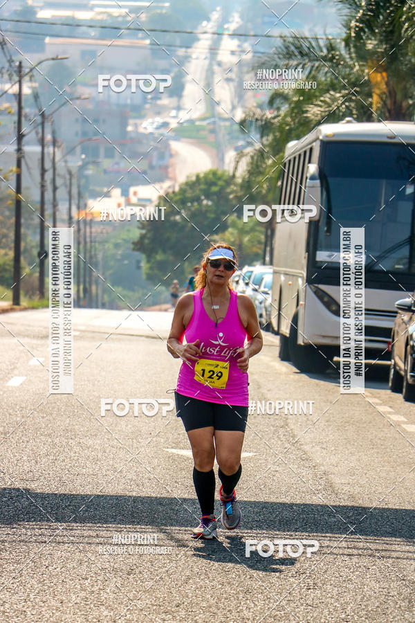 Achetez vos photos de l'vnement2 Corrida Shopping Jaragu sur Fotop