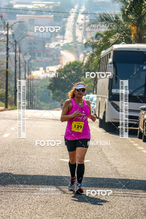Achetez vos photos de l'vnement2 Corrida Shopping Jaragu sur Fotop
