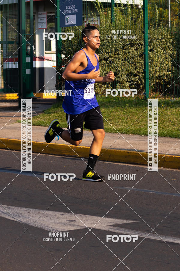 Achetez vos photos de l'vnement2 Corrida Shopping Jaragu sur Fotop