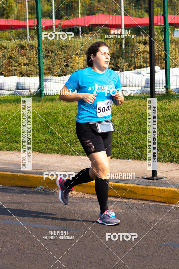 Achetez vos photos de l'vnement2 Corrida Shopping Jaragu sur Fotop