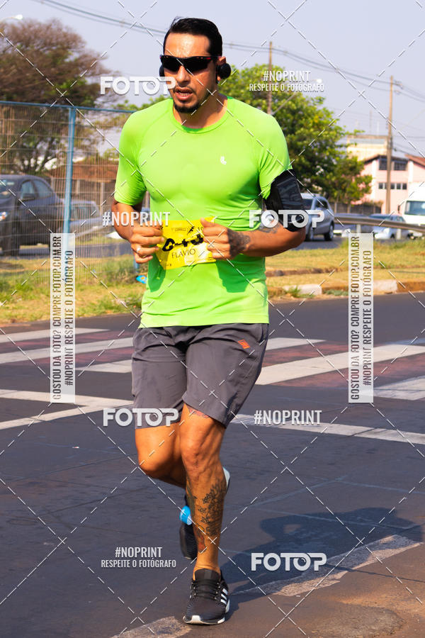 Achetez vos photos de l'vnement2 Corrida Shopping Jaragu sur Fotop