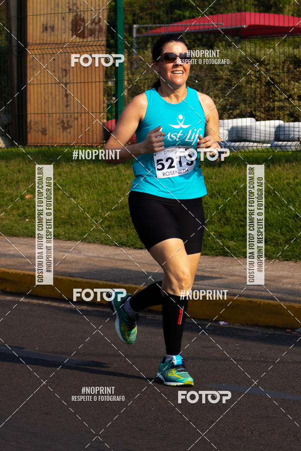 Achetez vos photos de l'vnement2 Corrida Shopping Jaragu sur Fotop
