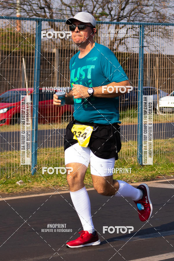 Achetez vos photos de l'vnement2 Corrida Shopping Jaragu sur Fotop