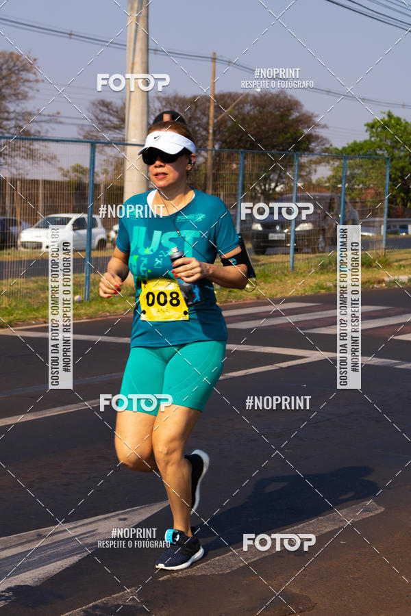 Achetez vos photos de l'vnement2 Corrida Shopping Jaragu sur Fotop