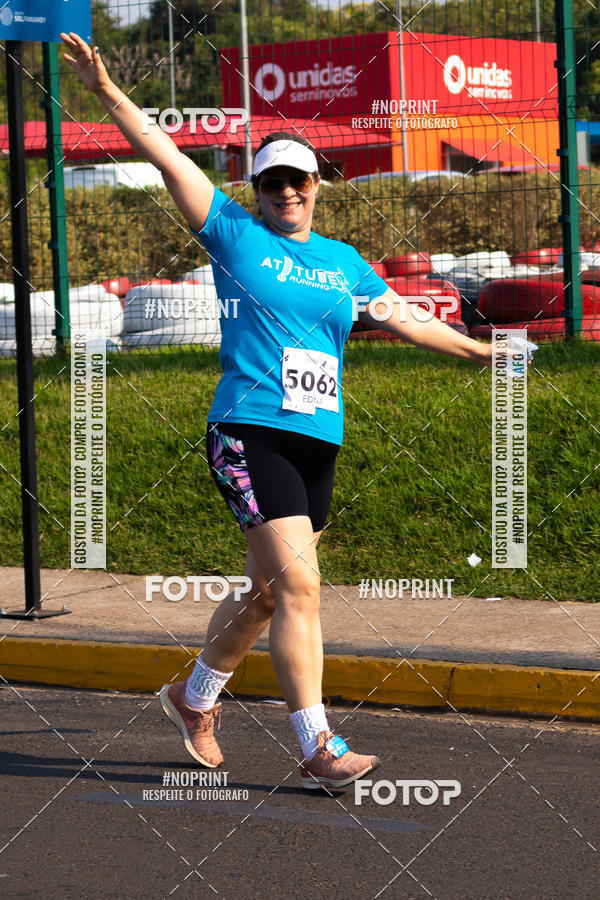 Achetez vos photos de l'vnement2 Corrida Shopping Jaragu sur Fotop