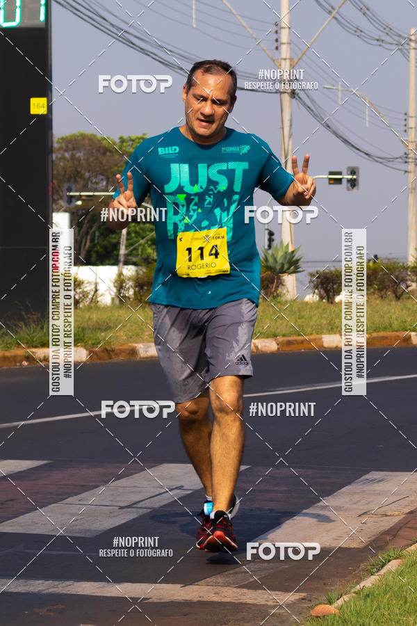 Achetez vos photos de l'vnement2 Corrida Shopping Jaragu sur Fotop