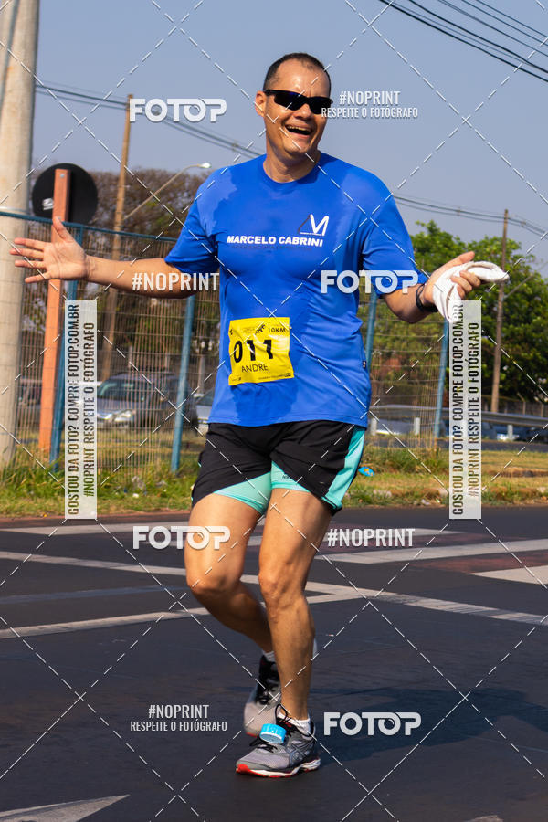 Achetez vos photos de l'vnement2 Corrida Shopping Jaragu sur Fotop
