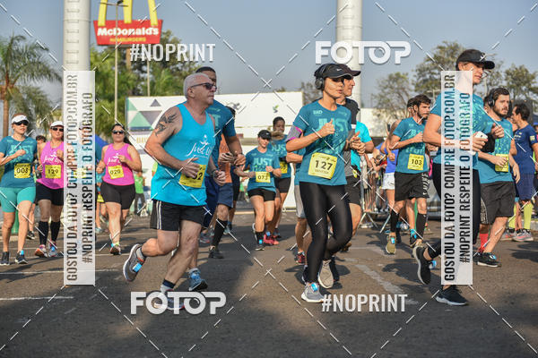 Compra tus fotos del evento2 Corrida Shopping Jaragu En Fotop