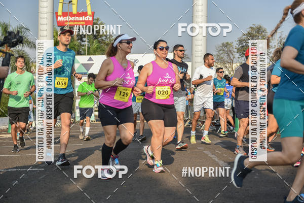 Compra tus fotos del evento2 Corrida Shopping Jaragu En Fotop