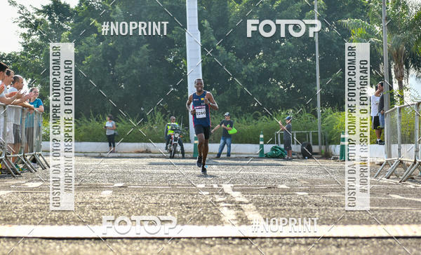 Achetez vos photos de l'vnement2 Corrida Shopping Jaragu sur Fotop