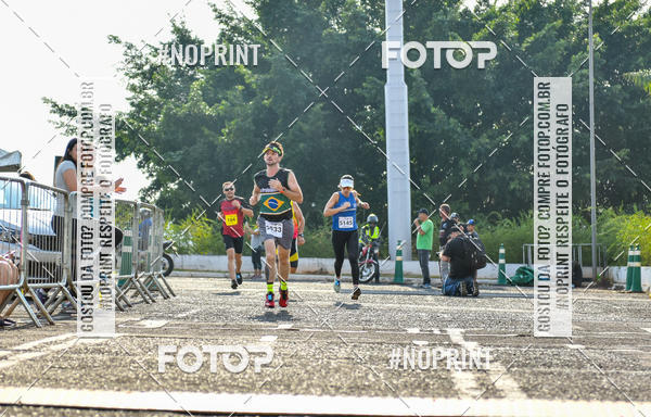 Achetez vos photos de l'vnement2 Corrida Shopping Jaragu sur Fotop