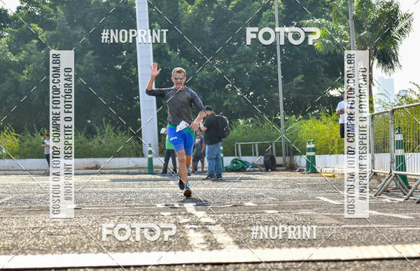 Achetez vos photos de l'vnement2 Corrida Shopping Jaragu sur Fotop